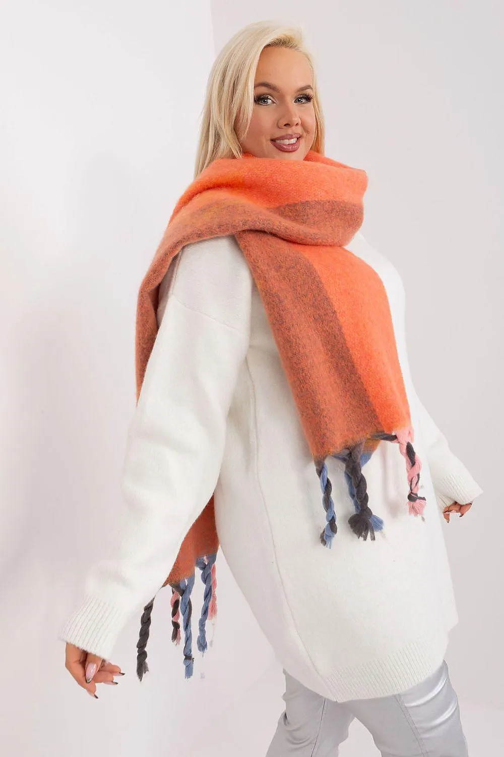 Elegant Autumn Striped Shawl with Charming Tassels