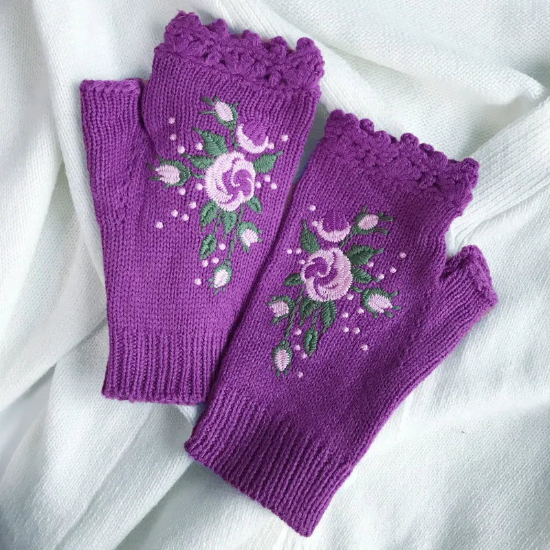 Embroidered Ladies Warm Gloves Bee Floral Knit