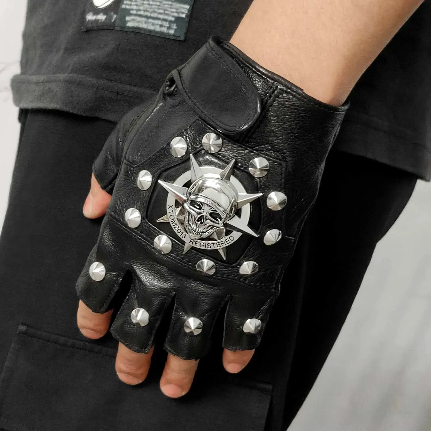 Men's Skull Steampunk Biker Leather Gloves